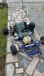 Go kart 100 comer