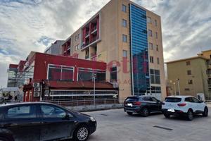 Ufficio San Nicola la Strada [Cod. rif 3325392ACU]