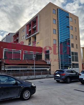 Ufficio San Nicola la Strada [Cod. rif 3325392ACU]