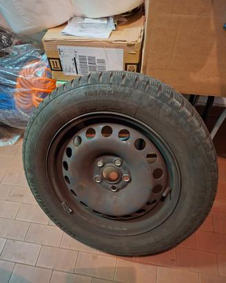 4 Ruote  complete con gomma per Volkswagen Polo