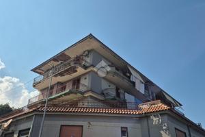 4 LOCALI A SANTA VENERINA