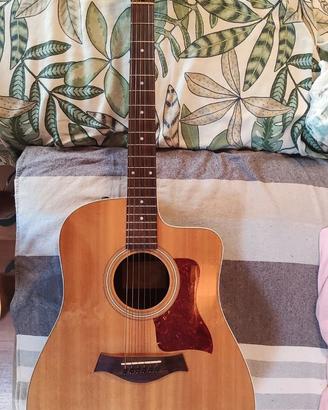 Chitarra Acustica Taylor 210ce anno 2007