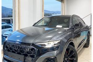 Audi Q8 50 TDI 286 CV blak line R23/TETTO/CUCUTURE