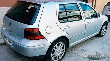 Volkswagen Golf 4 1.6 16v 105cv