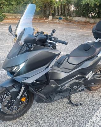 MOTO HONDA FORZA 750