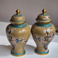 Coppia di Vasi in Porcellana Cinese