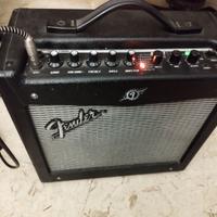 Amplificatore chitarra fender mustang