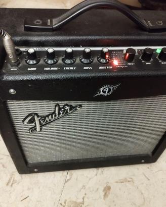 Amplificatore chitarra fender mustang