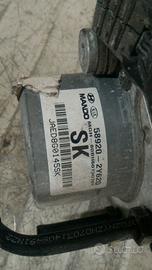 Centralina abs HYUNDAI ix35 anno 2014, 1,7 crdi