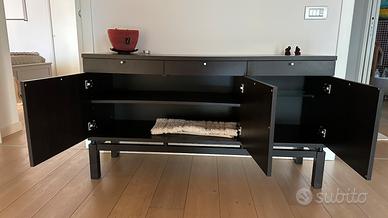 Mobile  con tre cassetti e tre antine