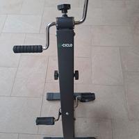 Bi ciclo pedaliera da seduti