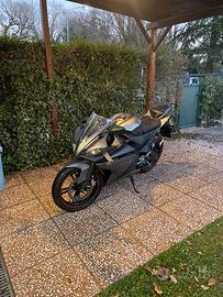 Yamaha YZF R125 - 2013