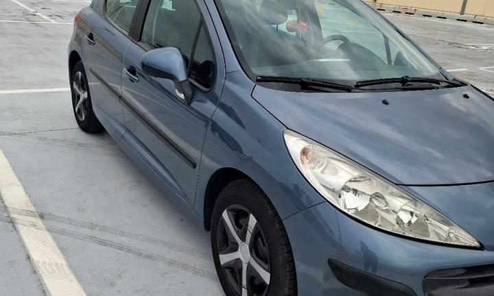 PEUGEOT 207 1.4 HDI 68CV 2008 NEOPATENTATI 