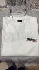 T-shirt bianca, taglia S