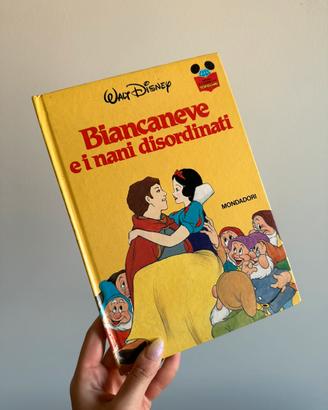 Libro - Biancaneve e i nani disordinati