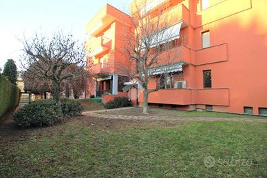 4 LOCALI A MARIANO COMENSE