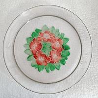 Piatto decorato in vetro