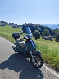 piaggio Beverly 400