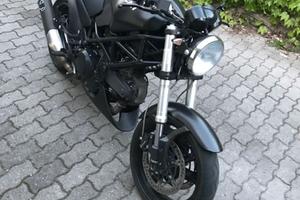 Ducati Monster 695 - €3.100