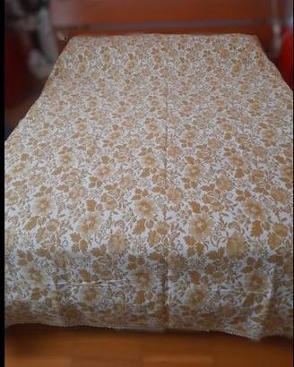 copriletto anni 50 in cotone damascato color oro s