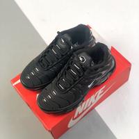 Nike Air Max Plus Triple Black EU.40