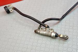 POMPA POSTERIORE YAMAHA YZ 250 1999 1998 YZ250 199