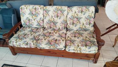 Divano letto struttura legno cuscini sfoderabili