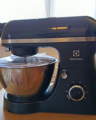 Impastatrice Planetaria Electrolux EKM3000 (800W)