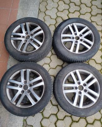 4 GOMME INVERNALI PIÙ CERCHI ORIGINALI VOLKSWAGEN 