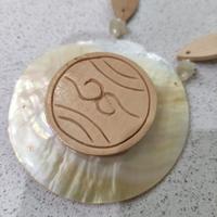 Collana collier in legno ciondolo vera conchiglia
