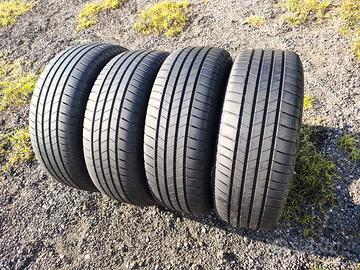 4 gomme BRIDGESTONE 235/60/16 DOT22 OTTIME