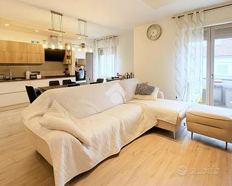 3 LOCALI A MONTEMURLO