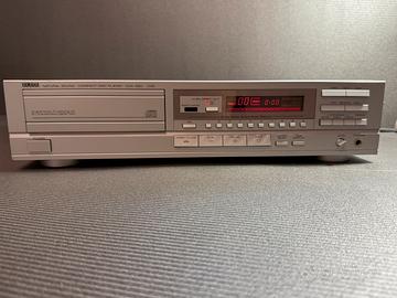 Lettore CD Yamaha CDX520