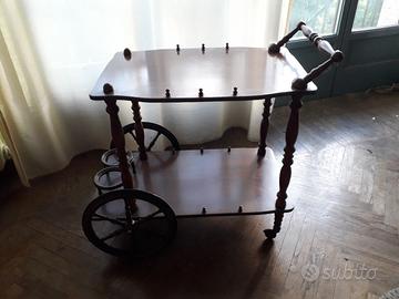 carrello porta vivande