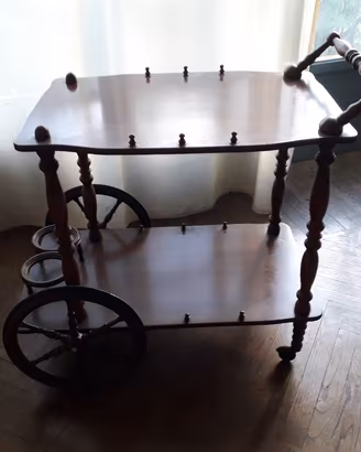 carrello porta vivande