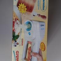  Parmino Ferrari. Grattugia ricaricabile