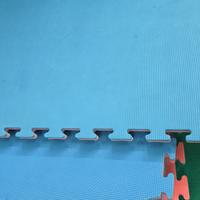 Panca, bilanciere, manubri pesi, attrezzi palestra