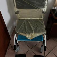 Sedia doccia WC con piedi pieghevoli