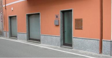 Commerciale indipendente senza spese condominiali