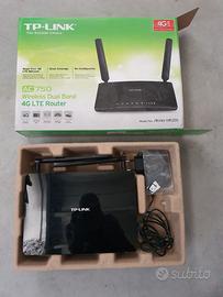 Router 4GTp-Link Archer MR200 con lo slot SIM dati