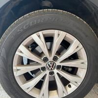 Cerchi completi di Pneumatici Volkswagen