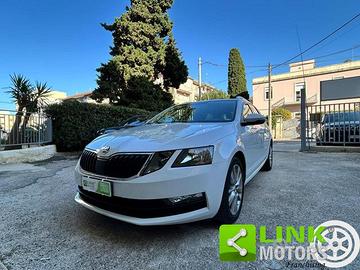 SKODA Octavia .