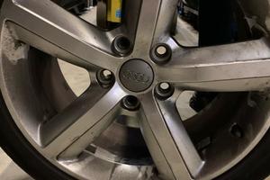 Pneumatici Michelin Primacy 4 con cerchi