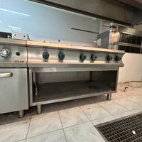 Cucina professionale a gas MBM a 6 fuochi