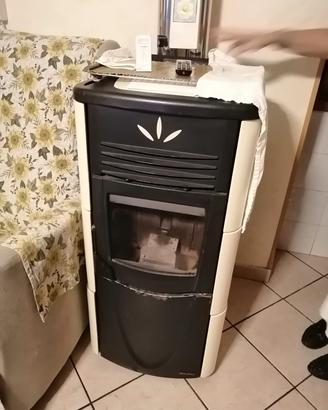 Stufa a pellet usata