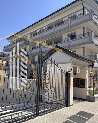 Appartamento di 161 m² con 4 locali e box auto a C