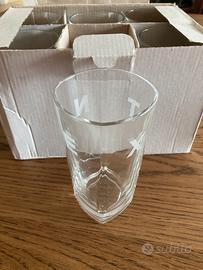 Bicchieri in vetro cocktail