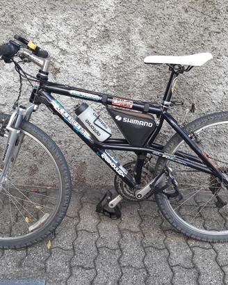 Mountain bike alluminio con forcella Marzocchi