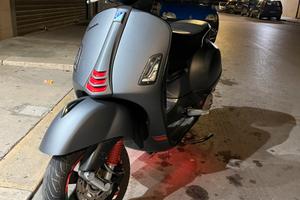 Vespa gts 125 abs 2021