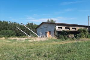 Stalla con Terreno - Montecchio Precalcino